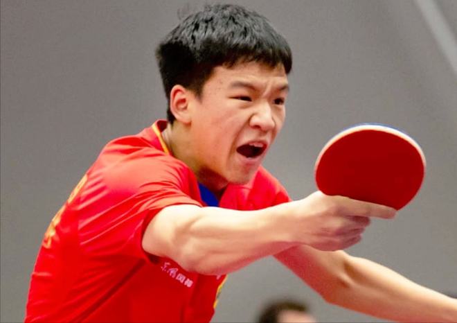 和球场领导 和球场领导