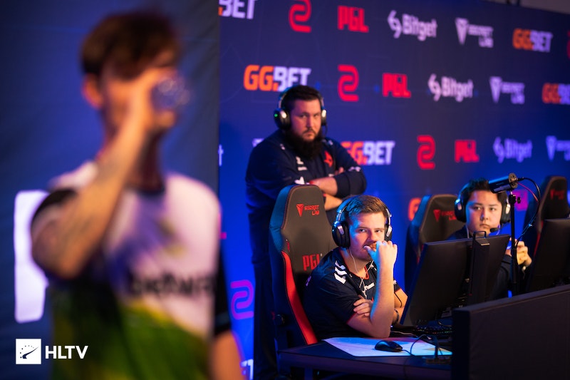 策略和灵活 策略和灵活