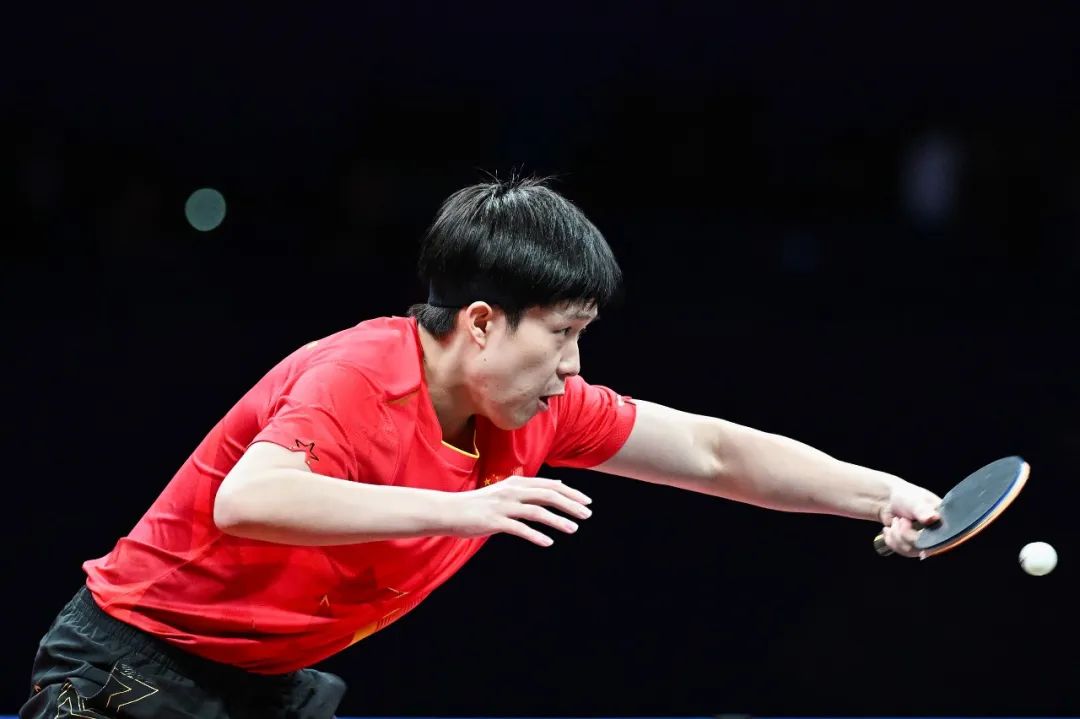 但仍坚持自 但仍坚持自