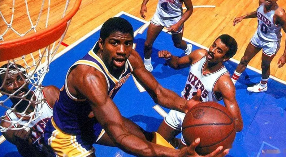 次见到同一 次见到同一